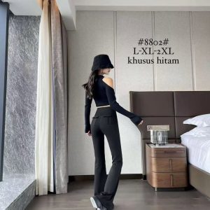 Hightwaist Cutbray 8802
